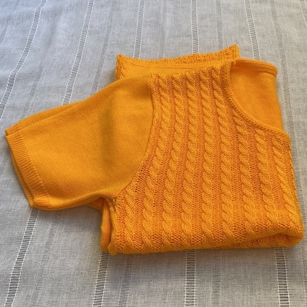 Vintage shirt sleeves marigold yellow crew neck sweater. - Picture 9 of 13